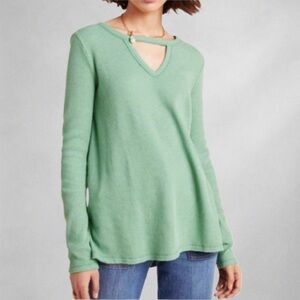 T.La Anthropologie Green Thermal Cutout Tunic Top M Long Sleeve Waffle Knit USA